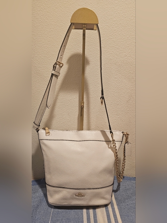 Coach Handbags - Coach Cream Pebbled Leather Shoulder Bag with Gold Chain Accent